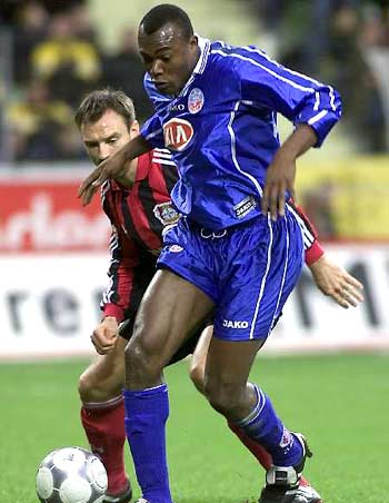 展现成熟技 展现成熟技